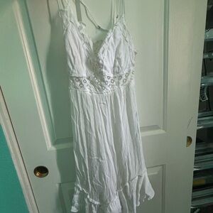 Elegant White Lace Trim Nightgown